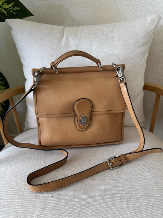 Coach Handbags - ‼️SOLD‼️ Vintage Coach Willis British Tan Leather Shoulder Crossbody Satchel Bag